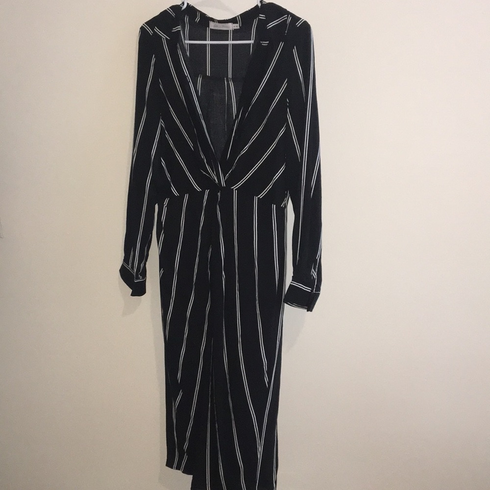 Lulu’s striped dress with slit